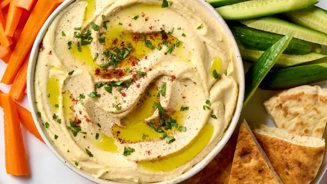 HUMMUS